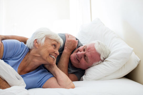 Couple-Old-in-bed-white